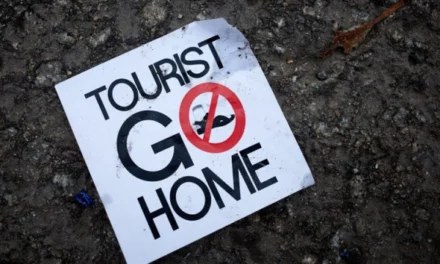 EL TURISMO, OTRO OBJETIVO DE ESTA GUERRA